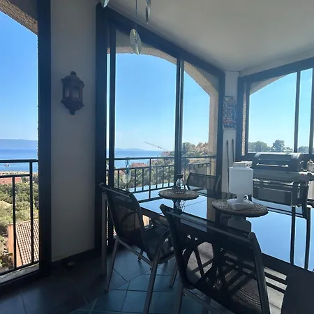 Appartement Duplex F4-2 Balcons Face A La Ajaccio (Corsica)
