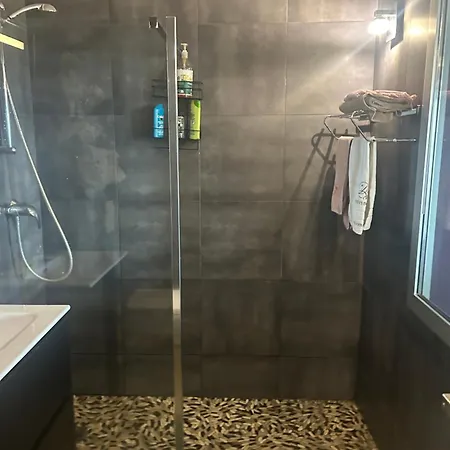 Duplex F4-2 Balcons Face A La *