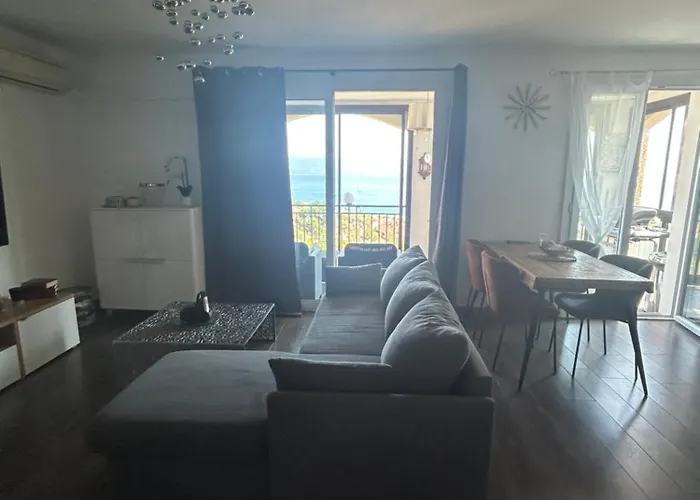 Apartment Duplex F4-2 Balcons Face A La Ajaccio (Corsica)